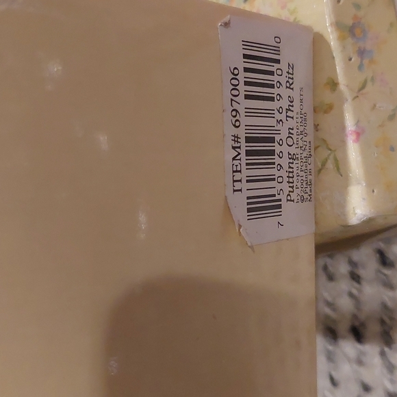 Vintage: Tasseltiques "Putting On The Ritz" by Popular Imports hanging doll. - Picture 7 of 16